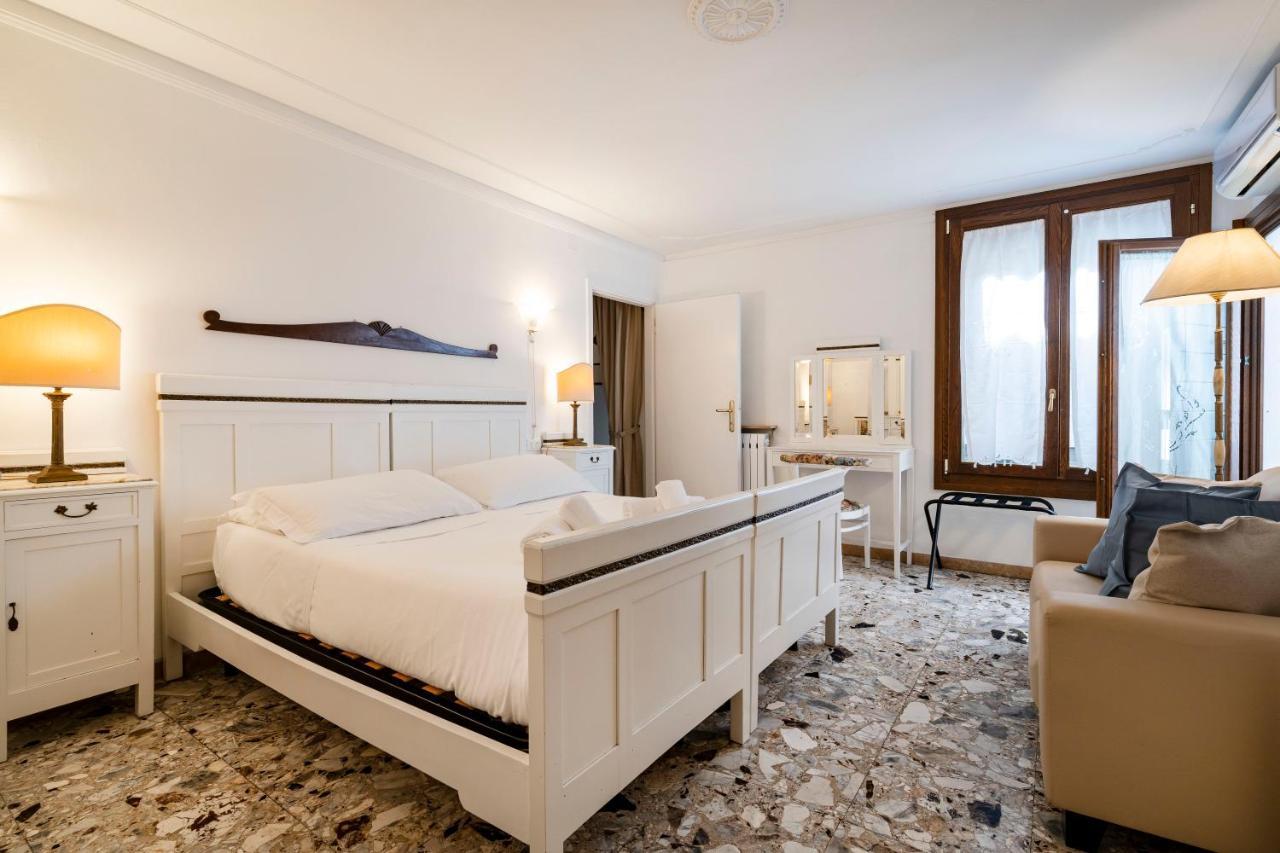 Appartamento Ai Miracoli Venice Exterior photo