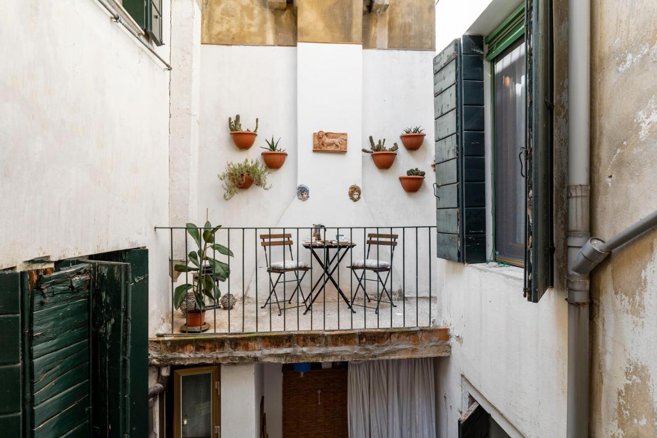 Appartamento Ai Miracoli Venice Exterior photo
